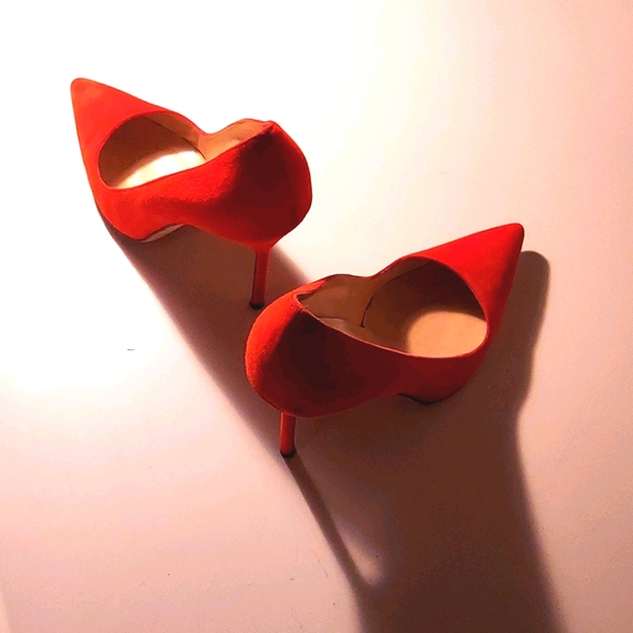 Manolo Blahnik Shoes - Manolo Blahnik  Pumps.